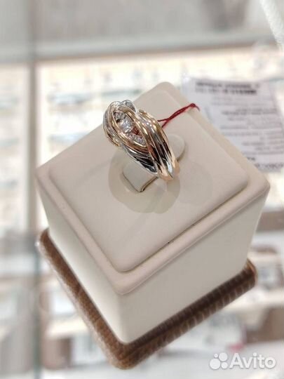 Кольцо с бриллиантами 18р 3,95г 585 проба