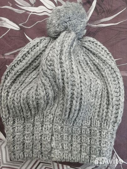 Шапка женская вязаная
