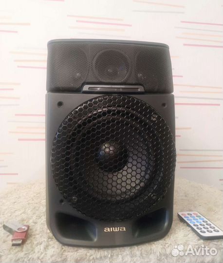 Блютуз колонка 