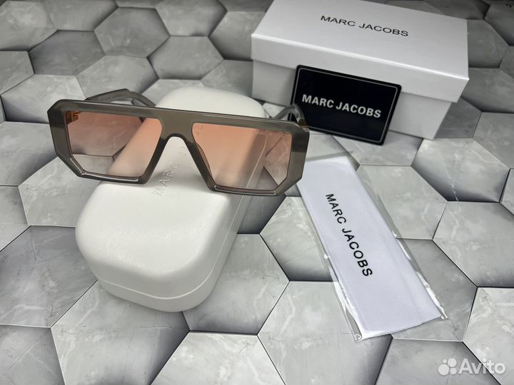 Очки Marc jacobs солнцезащитные