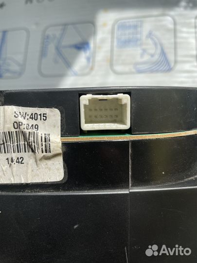 Продам приборную панель