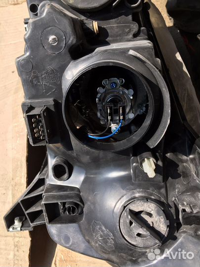 Фара правая Geely Emgrand (Хэтчбек)