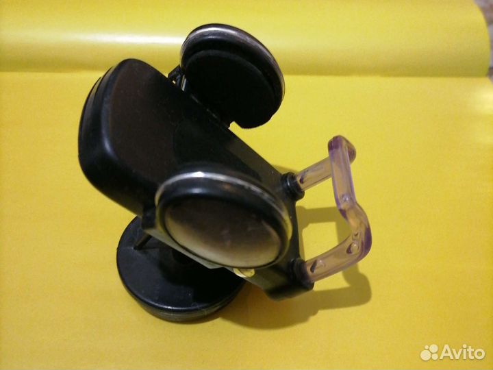 Подставка для телефона в машину