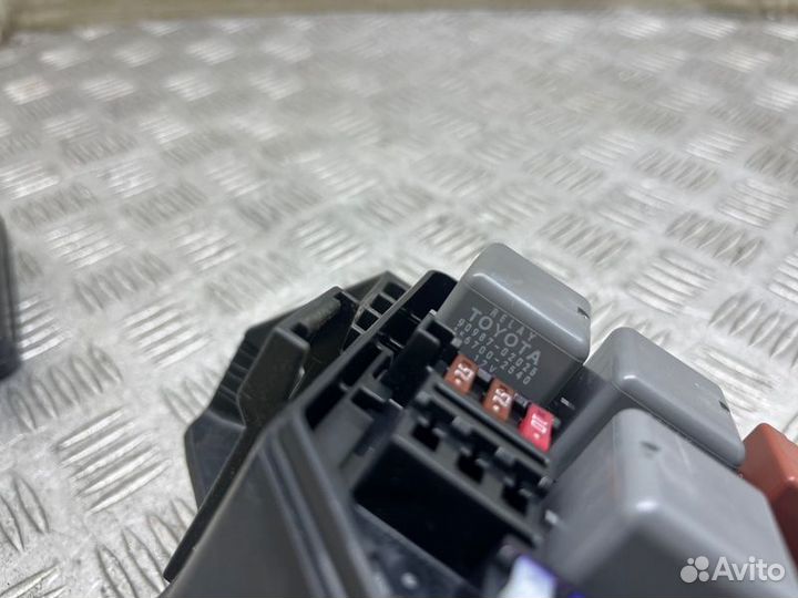 Блок предохранителей Toyota Camry V50 2012