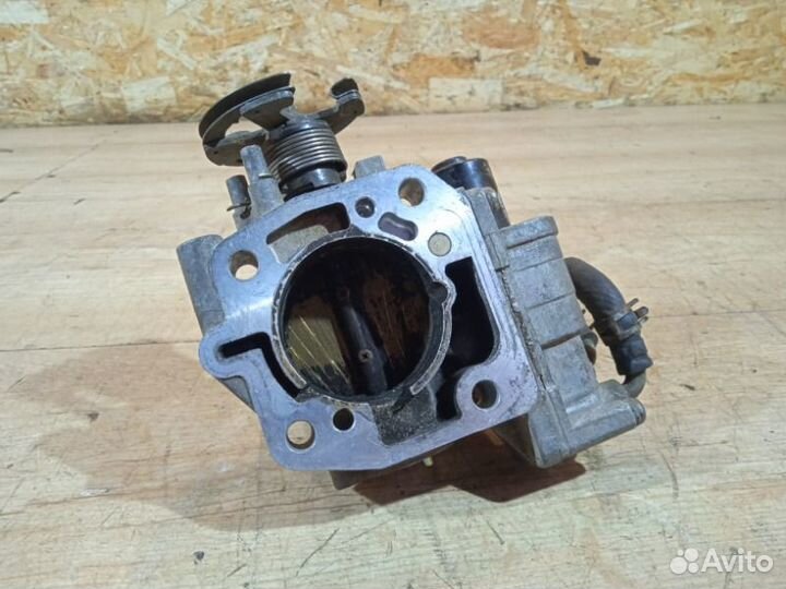 Заслонка дроссельная Mazda 323 BA 1.5 1996