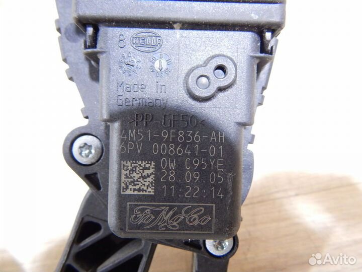 Педаль газа Ford Focus 2