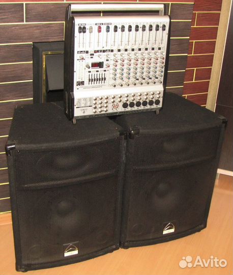 Колонки Wharfedale 1200W Активный микшер Behringer