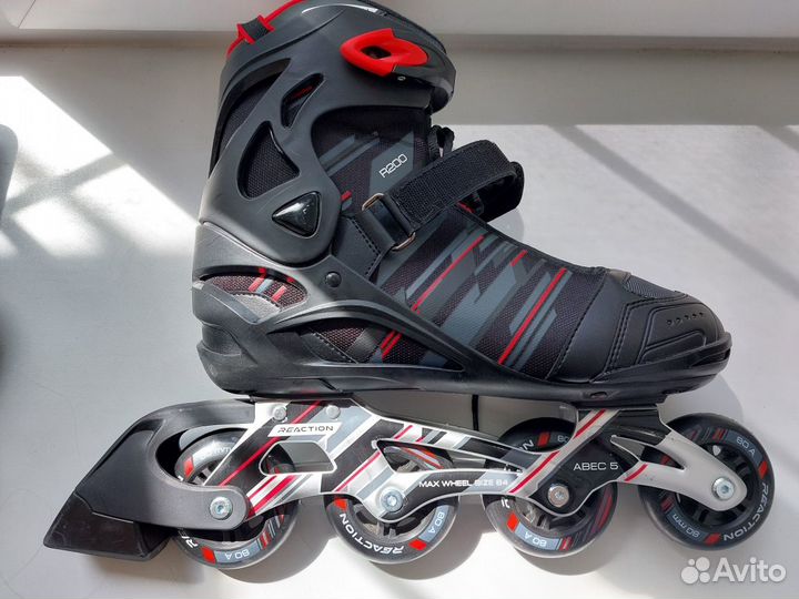 Роликовые коньки Reaction R200M
