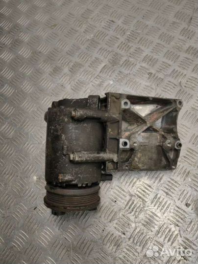 Компрессор кондиционера FordFocus 22005