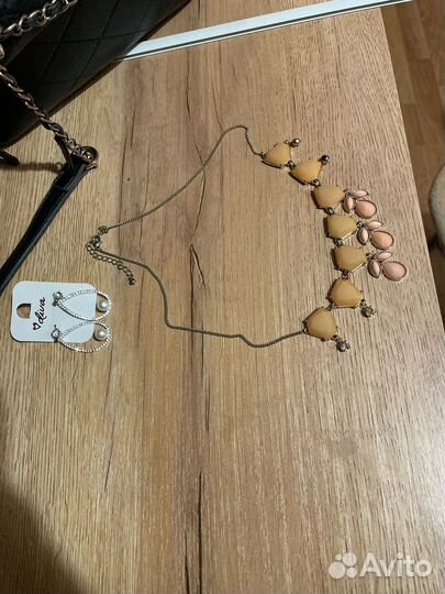 Колье и серьги бижутерия