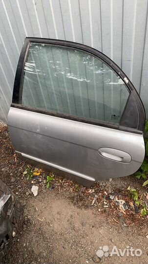 Стекло двери задней левой для Kia Spectra 2001-201