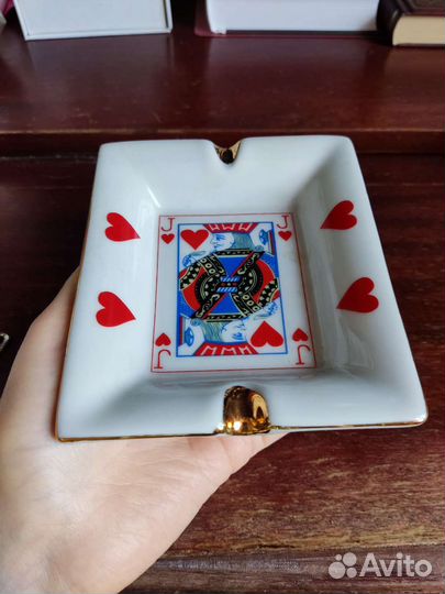 Пепельница новая