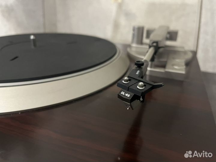 Проигрыватель винила Denon DP-51F
