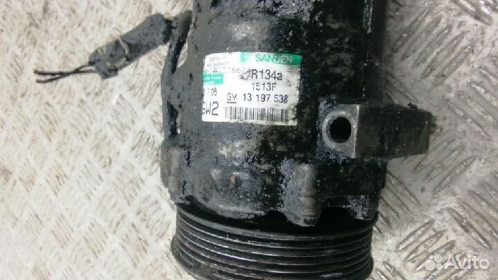 Компрессор системы кондиционирования Opel Corsa C