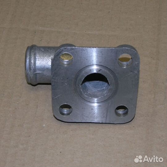 Патрубок нш-32 (угол 90 гр. без резьбы) кривой под