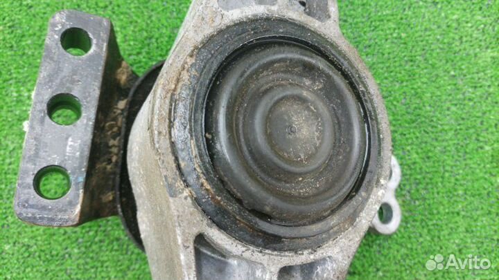 Опора двигателя правая Kia K5 DL3 G4NA 2020