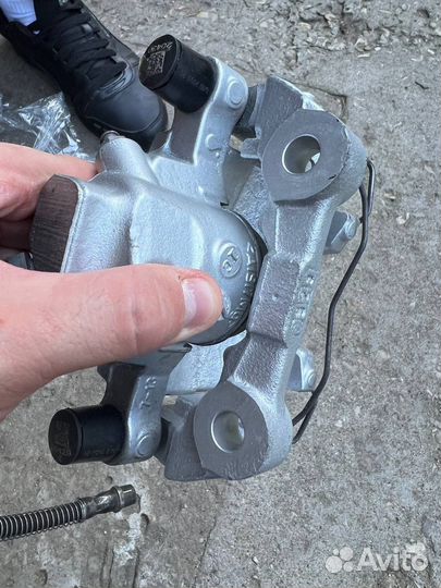 Суппорт mercedes w204 2011