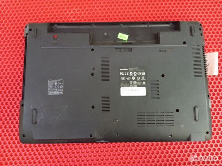 Ноутбук Emachines E732 (разбор)