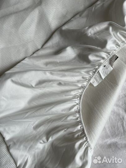 Непомокаемая простынь IKEA на детскую кроватку