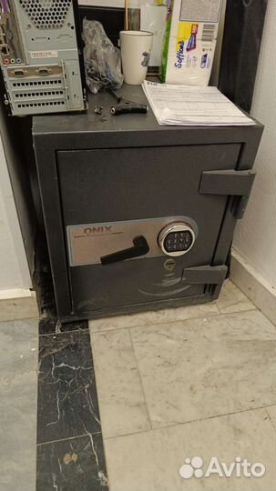 Вскрытие замков, авто,сейфы.Замена замков