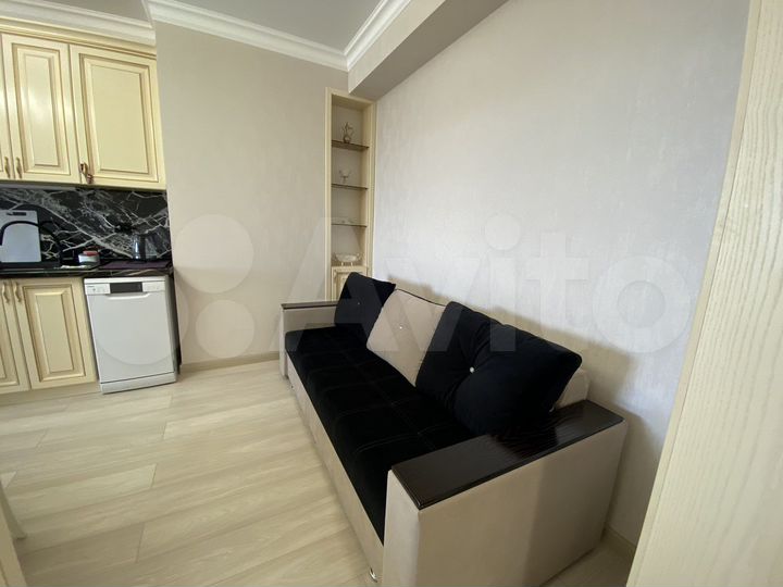 2-к. квартира, 80 м², 7/9 эт.