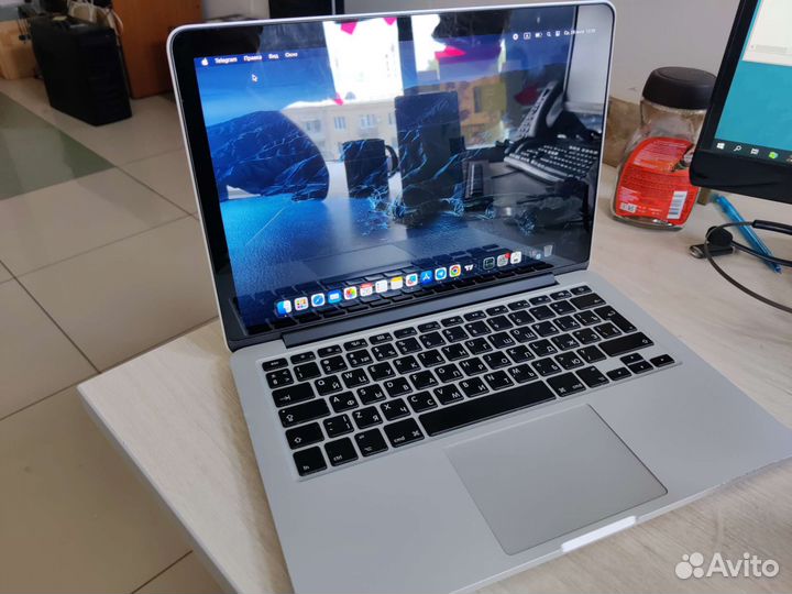 Apple MacBook Pro 13 середина 2014 i7 SSD 256