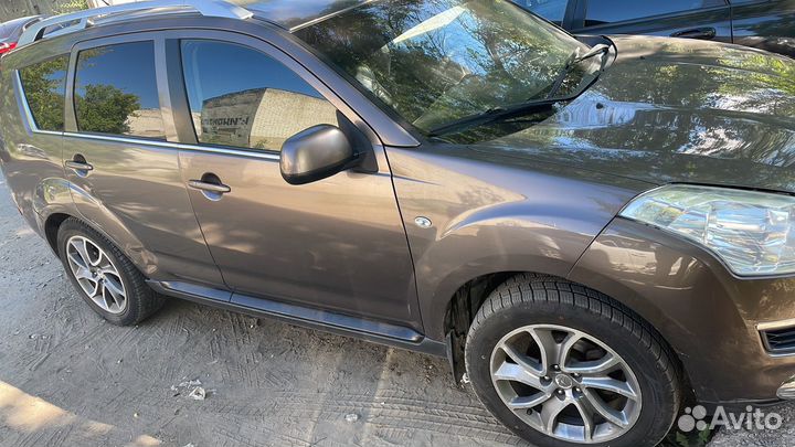 Citroen C-Crosser 2.0 CVT, 2011, 216 000 км