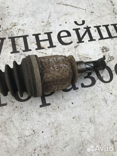 Полуось передняя левая Nissan Pathfinder