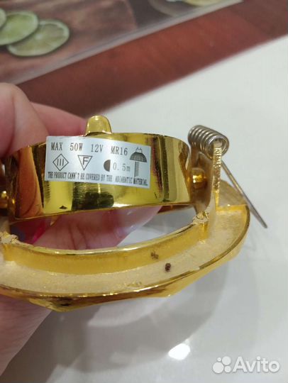 Светильник потолочный точечный