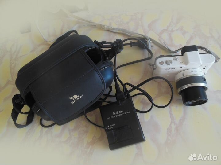 Фотоаппарат Nikon 1v1