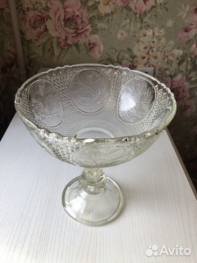 Большая ваза для фруктов. Старинная