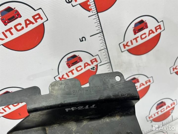 Воздуховод радиатора Ford Focus 2