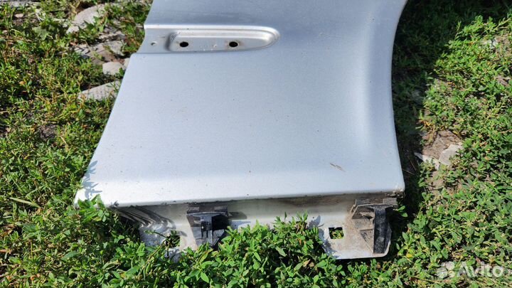 Крыло переднее правое мерседес W211