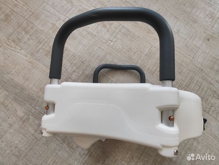 Насадка на унитаз