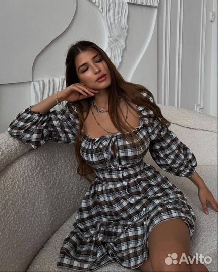 Платье со спущенными плечами 4 расцветки