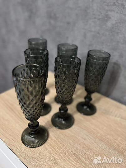 Бокалы для шампанского