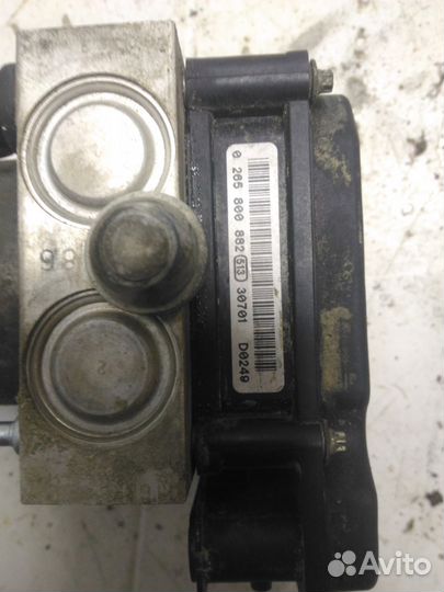 Блок ABS (насос) Nissan NP300