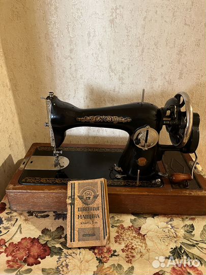 Швейная машина подольск ручная