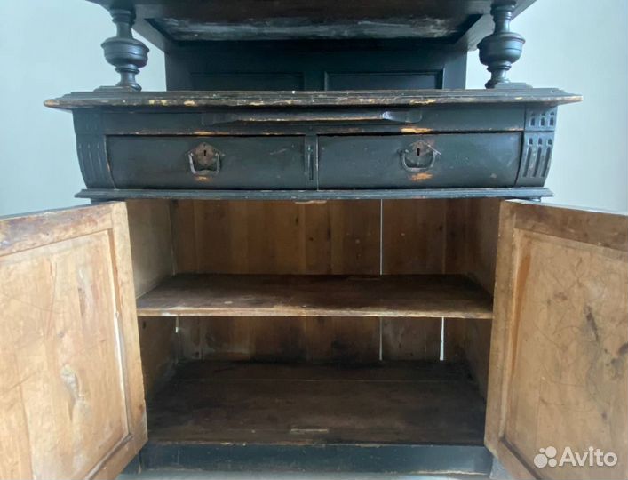 Антикварная горка/буфет