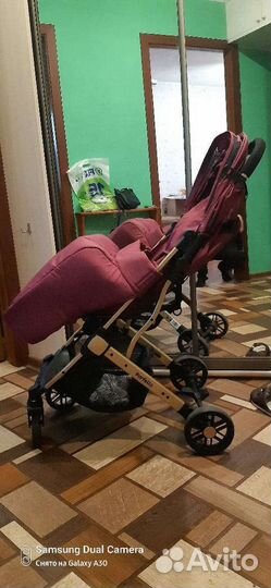 Прогулочная коляска новая