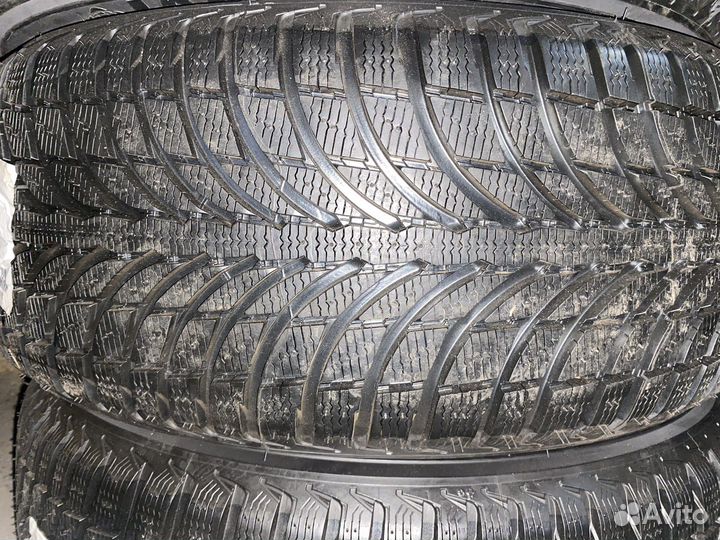 Michelin Latitude Alpin LA2 255/55 R19 111V