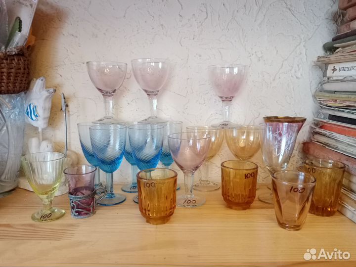 Советские рюмки и стопки из цветного стекла