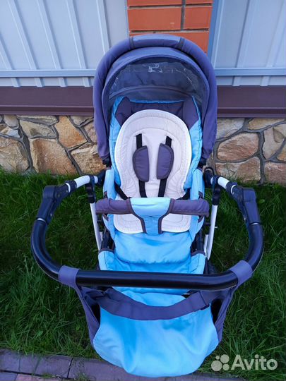 Коляска 3 в 1 автолюлька крепится на шасси