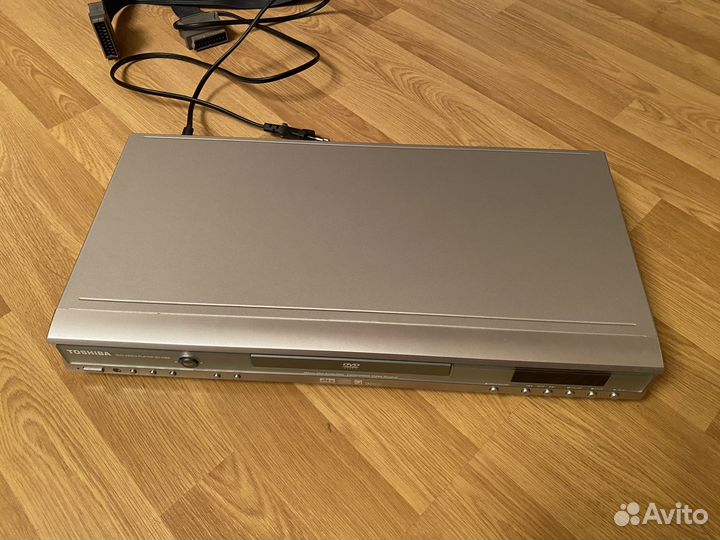 DVD плеер toshiba