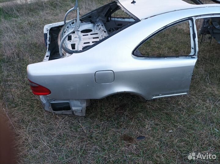 Задняя четверть Mercedes Benz w208