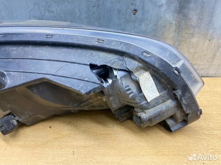 Стекло фары переднее левое Kia Rio 4 G4FG 2018