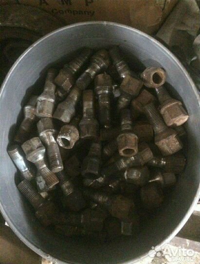 Колесные болты гранта калина приора