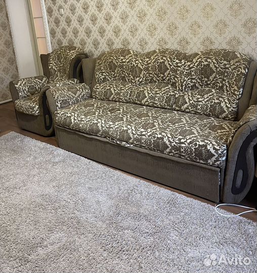 Диван и два кресла бу в хорошем состояние