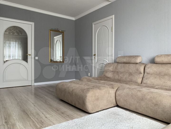 3-к. квартира, 100 м², 6/10 эт.