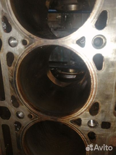 Блок двигателя K4M858 Renault Megan 3